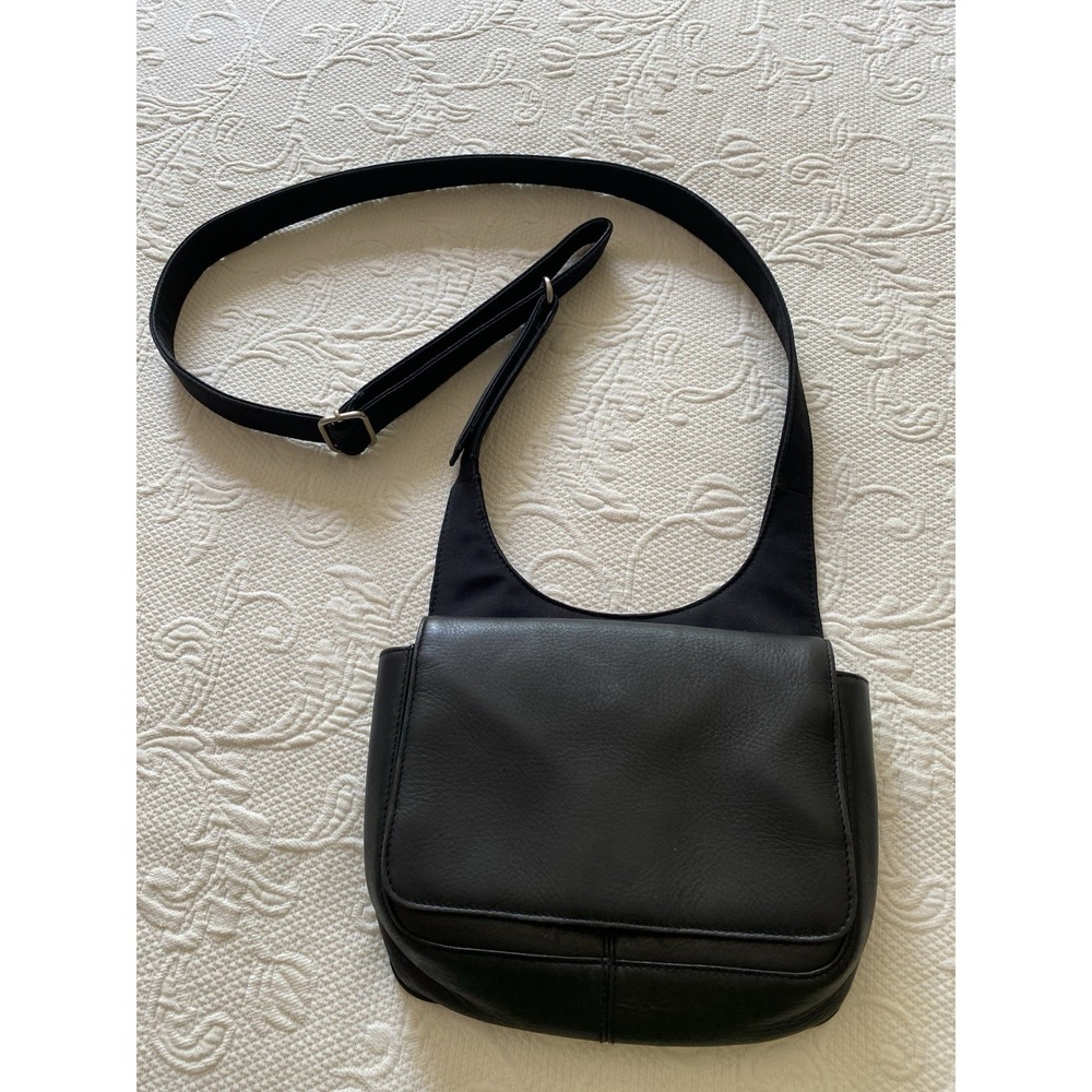 Vintage Hobo International Black Leather Front Nylon Back Crossbody Bag s9